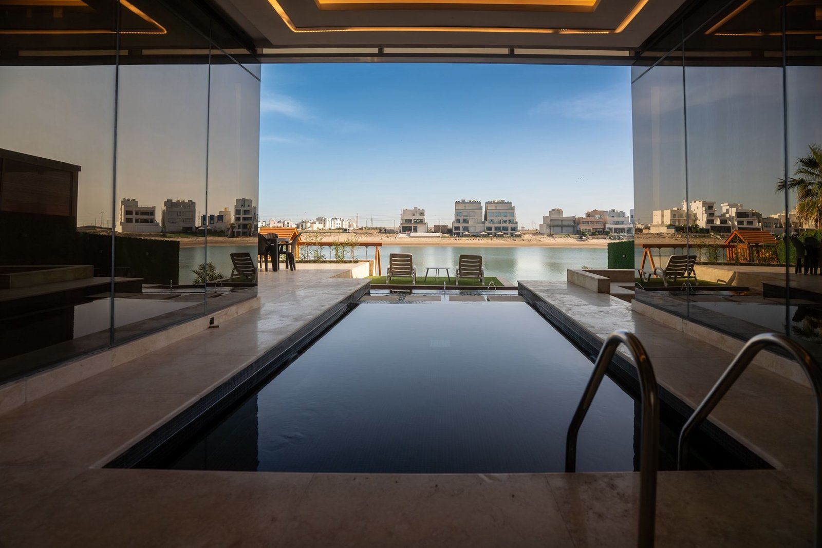🔅 Black Pool Chalet 🔅 - Week Days Booking